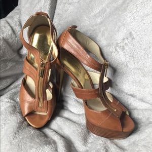 Michael Kors Leather Brown Berkley heel